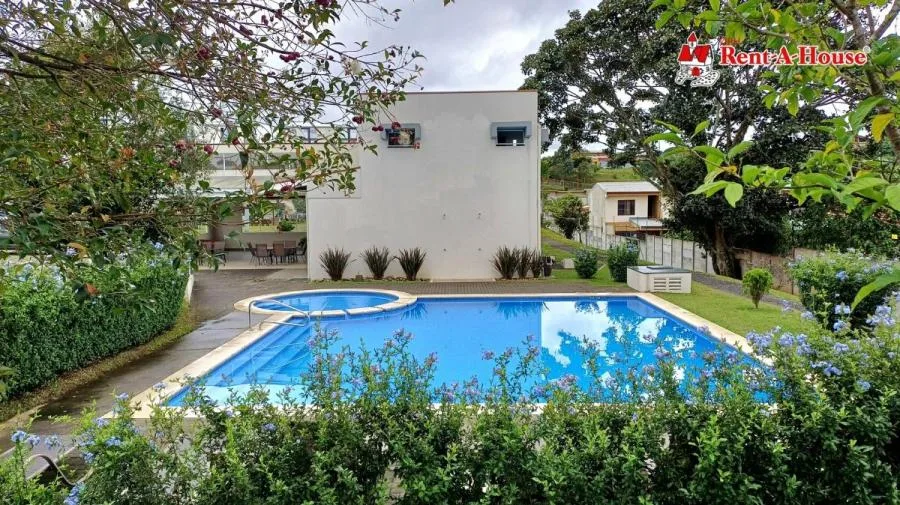 Alquiler de Apartamento en Granadilla de Curridabat. RAH 25-1453 - Alquiler / Renta en Curridabat