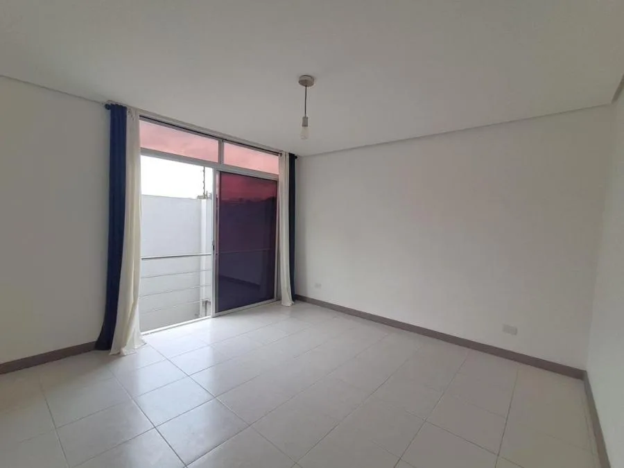 Venta de Casa en Condominio en Santo Domingo, Heredia.  - Venta en Santo Domingo — photo 3