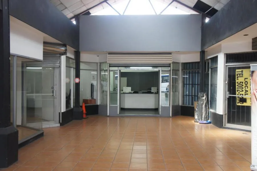Local comercial en venta en San Rafael de Escazú. RAH 21-556 - Venta en Escazú