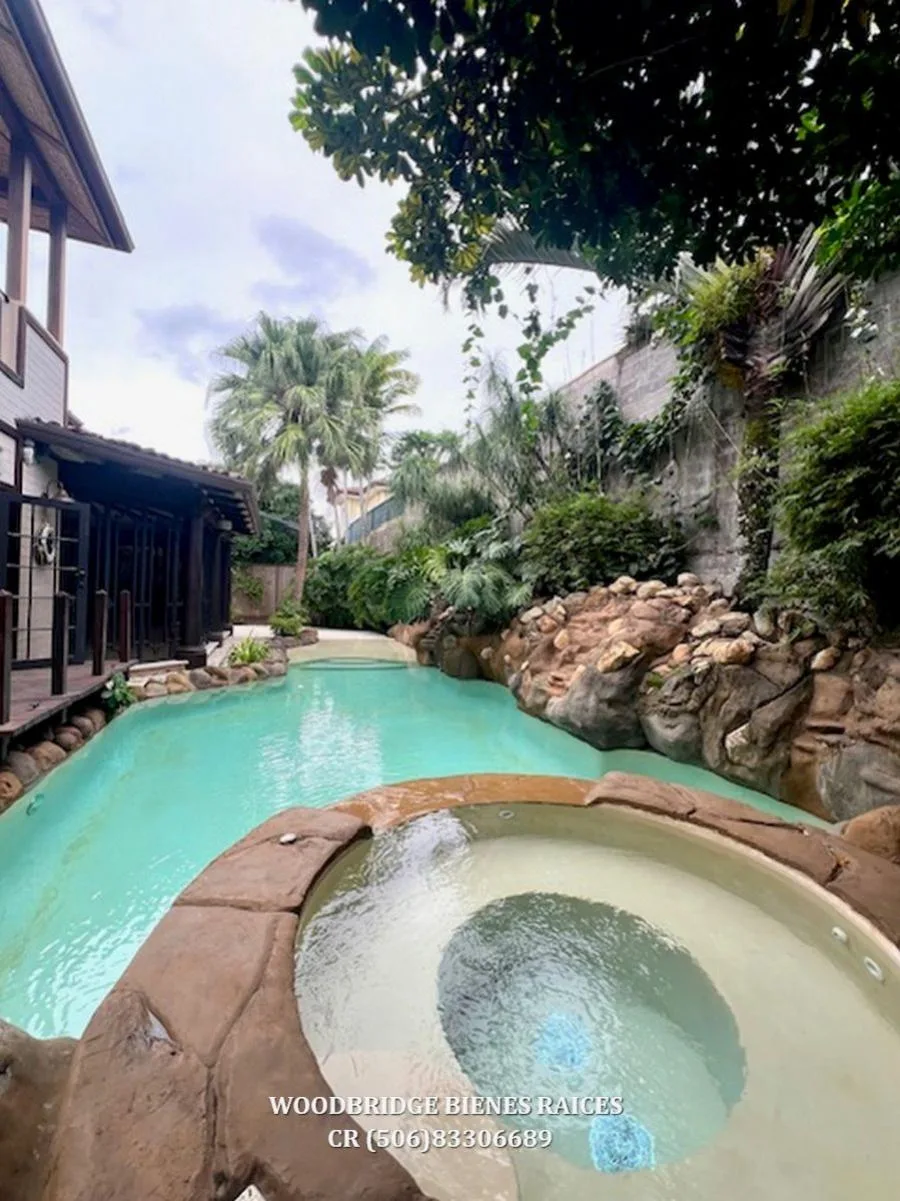 CR Santa Ana casa en venta Hacienda Lindora $1.100.000 /con piscina - Venta en Santa Ana