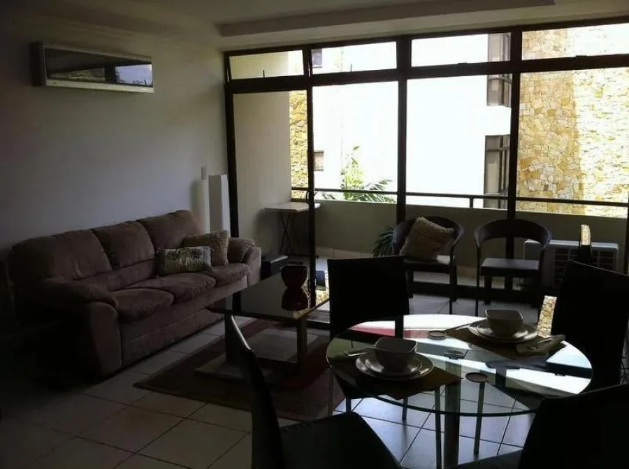 Alquiler de Apartamento en Rio Oro, Santa Ana. - Venta en Santa Ana