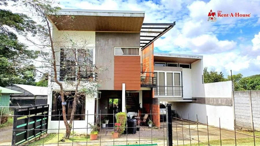 Venta de Casa en Belen Heredia MGA - Venta en Belén