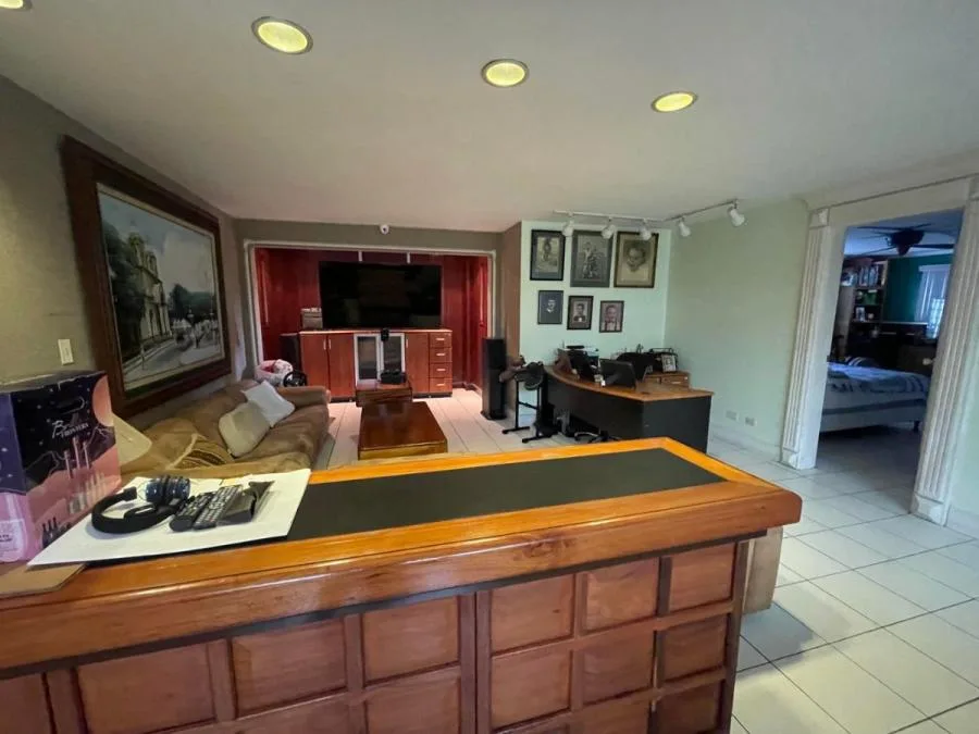 Venta de Casa en Rohrmoser, San José. - Venta en San José — photo 3
