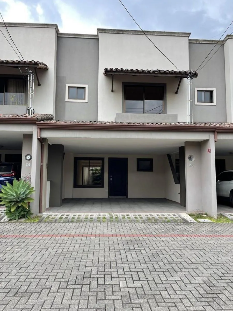 CASA EN VENTA EN TRES RÍOS, LA UNIÓN RAH 23489  - Venta en Tres Ríos