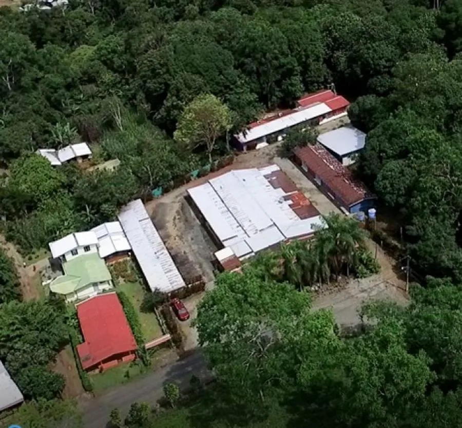 Terreno Con Hotel En Perez Zeledón Cerca Quebrada Honda; Idi: 127862 - Venta en Daniel Flores