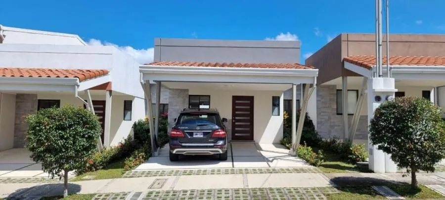 Venta de Casa en Santo Domingo, Heredia. RAH 26-822 - Venta en Santo Domingo