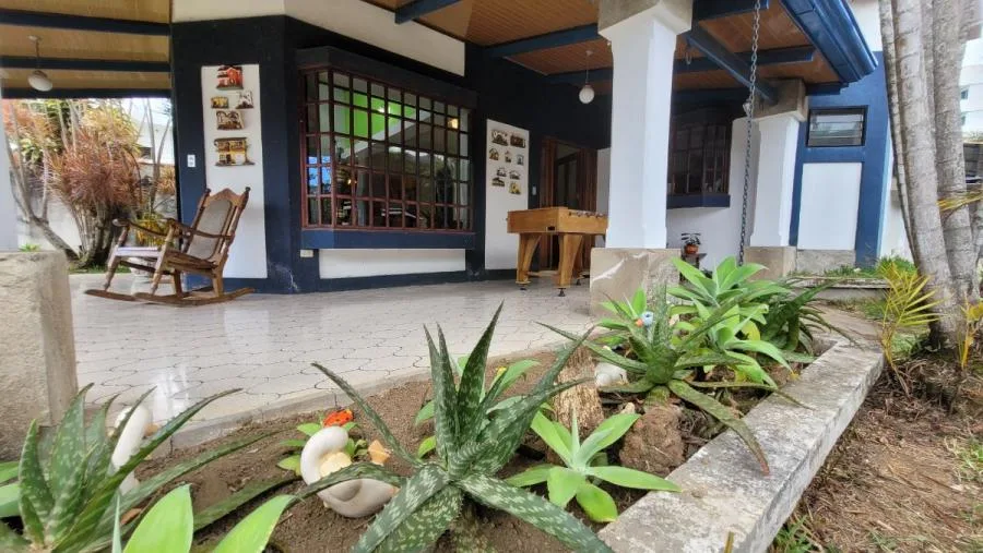 Venta de Casa con uso de suelo Mixto en Granadilla Curridabat Mga - Venta en Curridabat