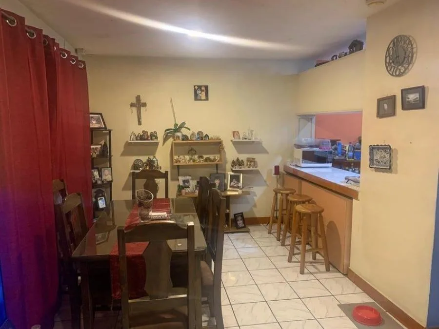 Venta de Casa en San Antonio, Escazú. RAH 25-1145 - Venta en Escazú