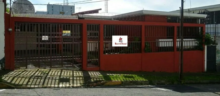 ALQUILER DE CASA PARA OFICINAS EN SAN JOSÉ MONTES DE OCA - Alquiler / Renta en Montes de Oca