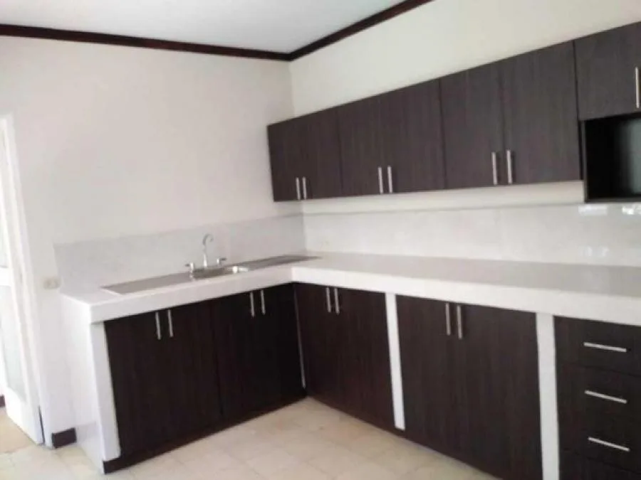 ALQUILER DE CASA PARA OFICINAS EN SAN JOSÉ MONTES DE OCA - Alquiler / Renta en Montes de Oca — photo 2
