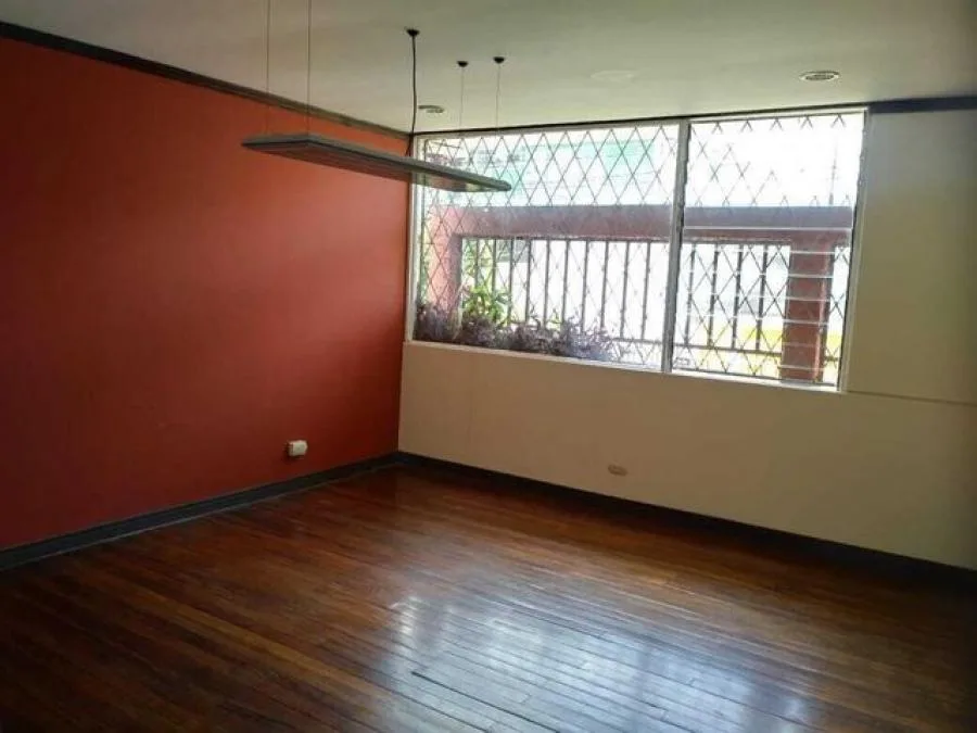 ALQUILER DE CASA PARA OFICINAS EN SAN JOSÉ MONTES DE OCA - Alquiler / Renta en Montes de Oca — photo 5