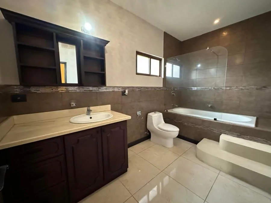 Casa en Alquiler en Mora, San José. MLS 24-82 - Alquiler / Renta en Mora — photo 3