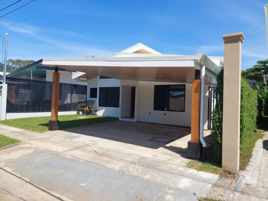 CASA EN VENTA, GARABITO PUNTARENAS, $375.000 Cod#25-1205 - Venta en Garabito