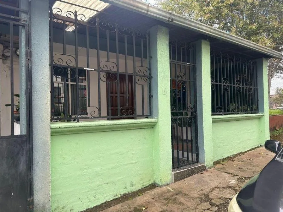 Casa en Venta en Goicoechea, San José. RAH 24-643 - Venta en Goicoechea