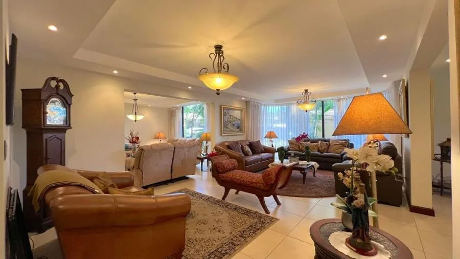 MLS-25-934 LS VENTA APARTAMENTO SAN RAFAEL ESCAZU  - Venta en Escazú