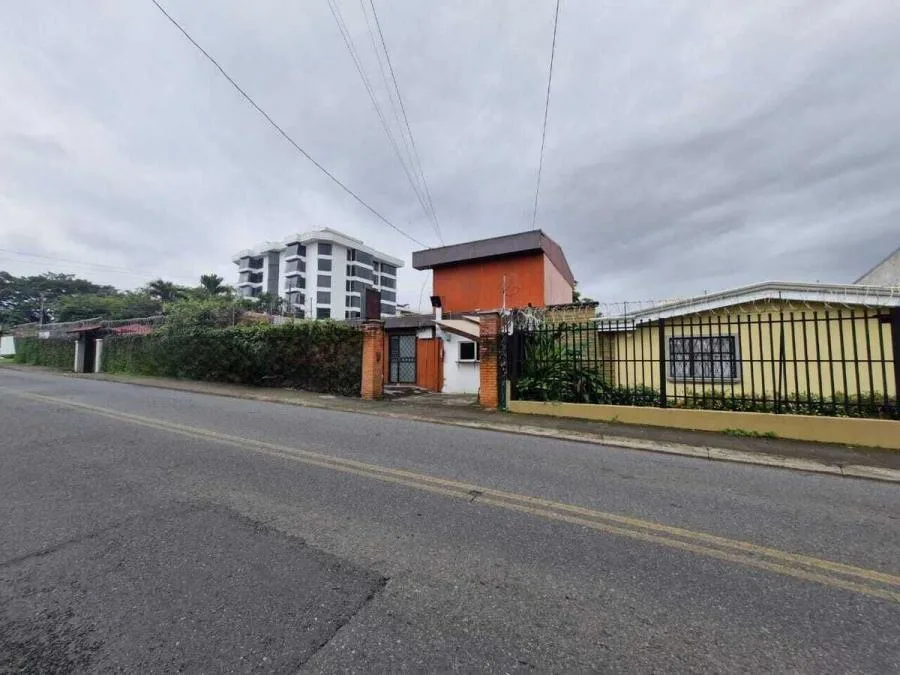 Venta de casa con uso mixto en Bello Horizonte, Escazu US$ 265,000 #TH1271 - Venta en Escazú
