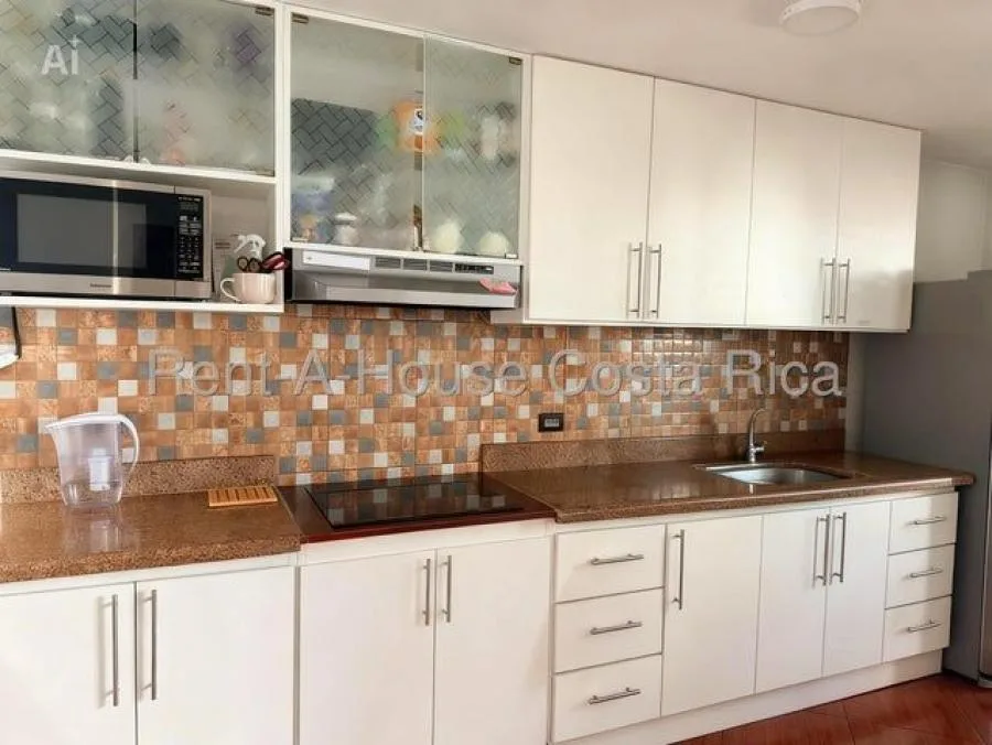 ???? ¡Espacio, luz y ubicación perfecta en Anselmo Llorente!  26 1440  - Venta en Tibás — photo 4