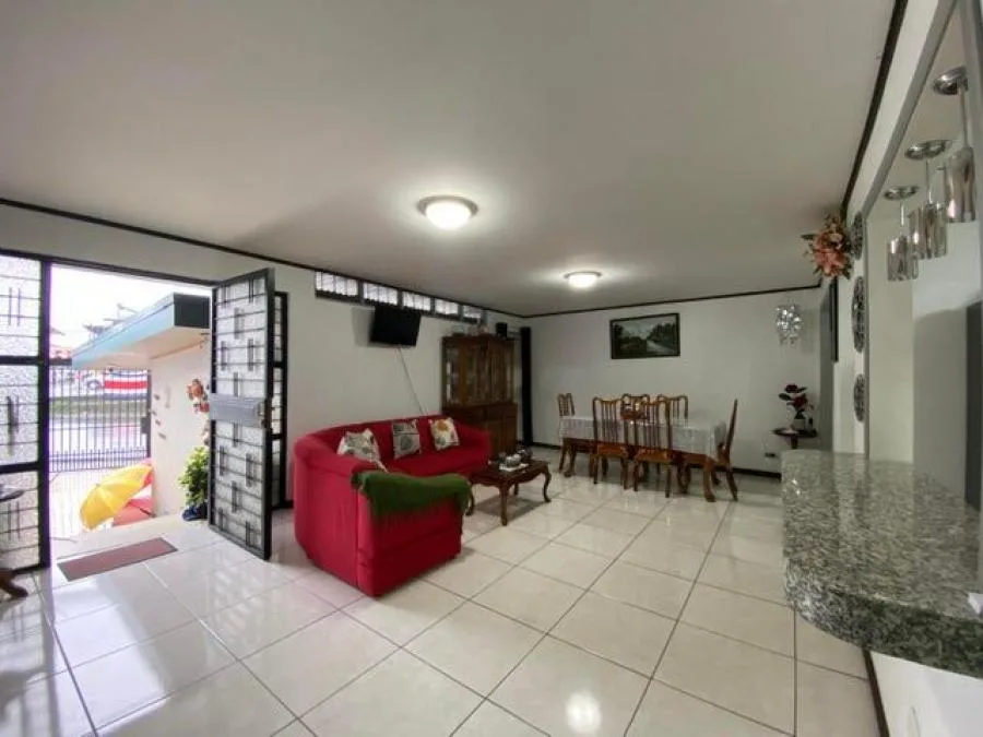 Venta de Casa en Goicoechea, San José. RAH 25-356 - Venta en Goicoechea — photo 5