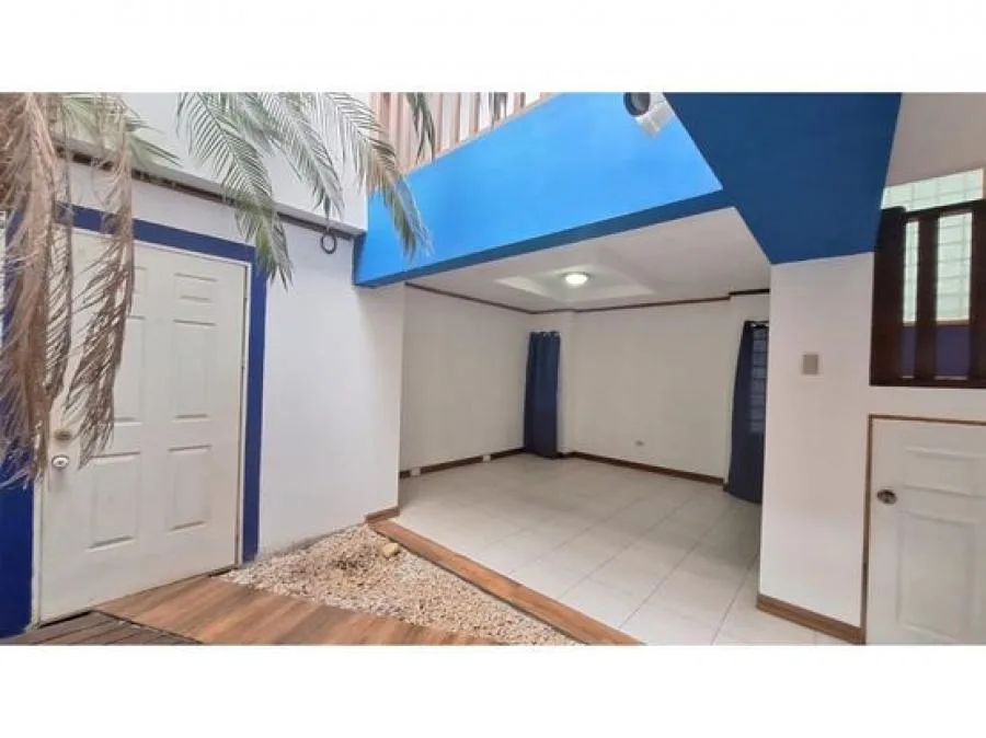 ALQUILER DE CASA PARA OFICINAS, SAN JOSE, SABANA NORTE - Alquiler / Renta en San José — photo 3