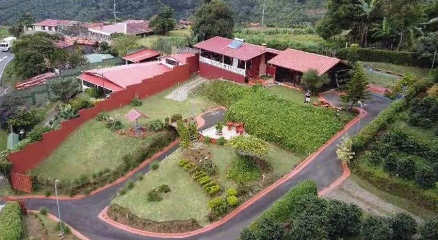 Venta de 2 Cabañas en Naranjo, Alajuela. RAH 25-110 - Venta en Naranjo