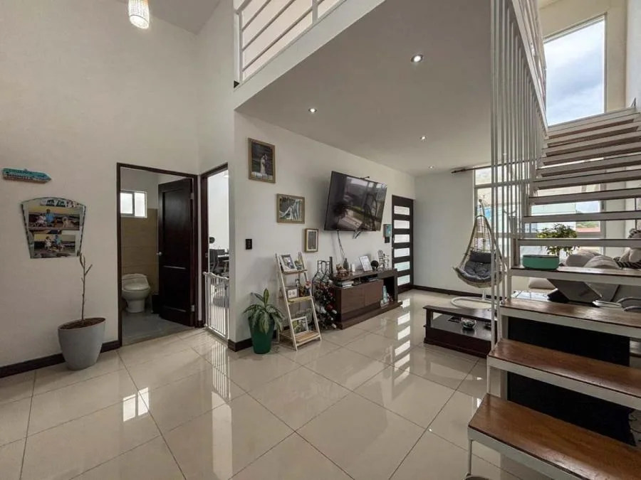 Venta de casa en condominio Lomas de Montes de Oca, San Rafael, Montes de Oca $199,000.00 #FE001 - Venta en San Pedro