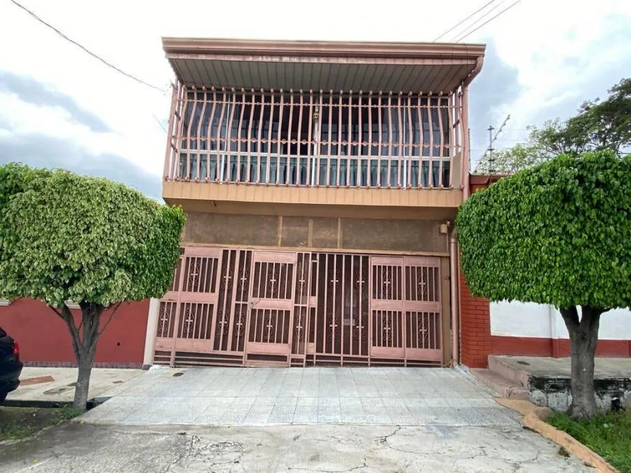 CASA EN VENTA, SANTO DOMINGO HEREDIA, US$ 160.000 Cod#23-1278 - Venta en Santo Domingo