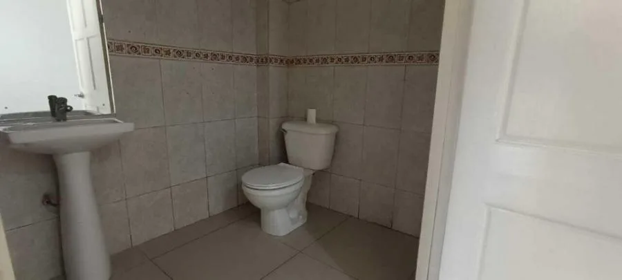 Alquiler de Local Comercial en San jose. - Alquiler / Renta en San José — photo 5