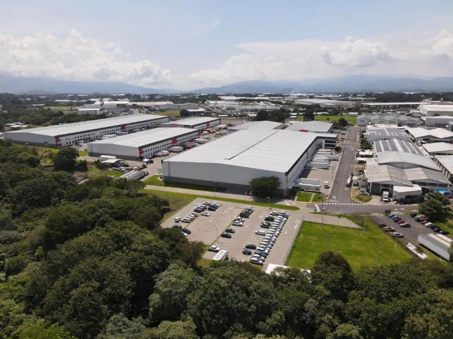 NAVE INDUSTRIAL (BODEGA) EN ALAJUELA, EL COYOL EN ALQUILER 2.760 M2 - Alquiler / Renta en Alajuela