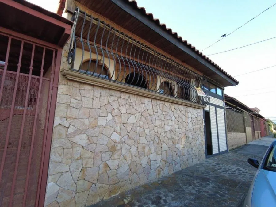 Casa en venta en Moravia, San José. RAH 23-2046 - Venta en Moravia