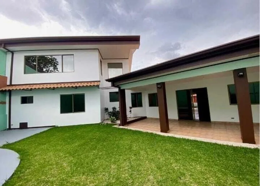 CASA EN VENTA EN HEREDIA, cod: CTL 24-1442 - Venta en Heredia