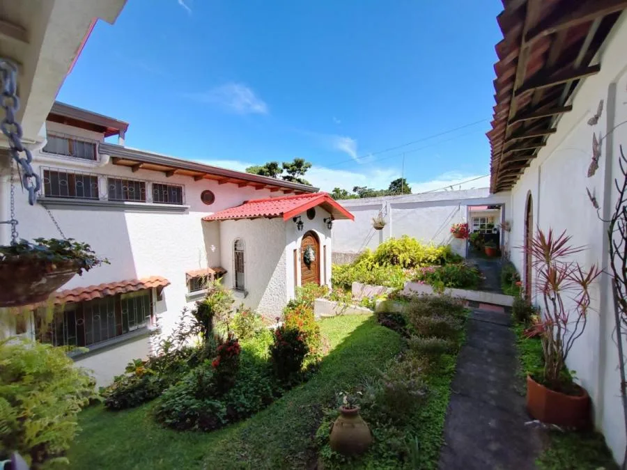 Venta de Casa en Sabanilla-Montes de Oca. RAH 26-1284 - Venta en Montes de Oca