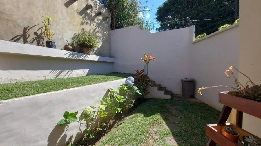 Casa de cuatro habitaciones en excelente ubicación de San Isidro, Heredia RAH 232263 - Venta en Vasquez de Coronado — photo 5