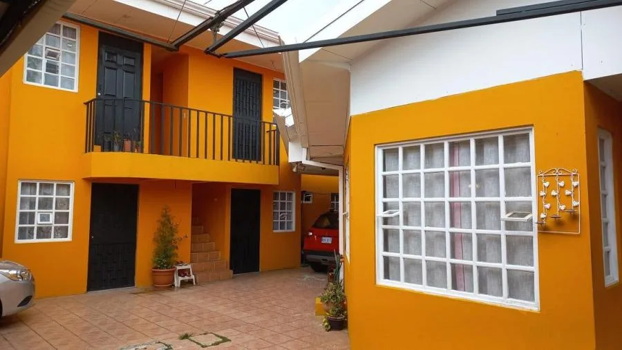 MLS-24-461 LS VENTA PROPIEDAD CON 5 APARTAMENTOS TIBAS SAN JOSE  - Venta en TIBAS SAN JOSE