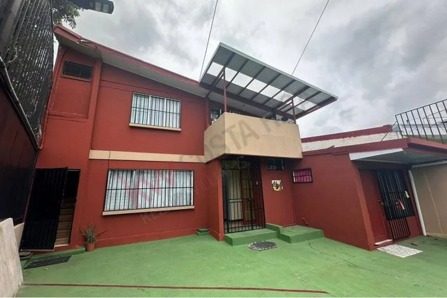 Venta de casa, piscina y dos apartamentos en Rohmoser US$ 350.000 #6323 - Venta en Pavas