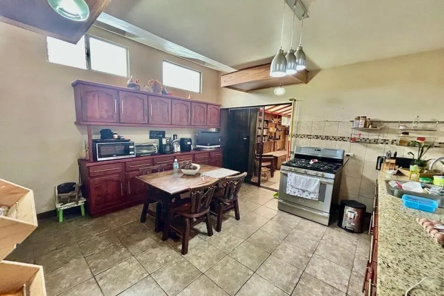 Venta de casa en condominio en San Rafael, Montes de Oca $350.000 #LL183 - Venta en San Pedro — photo 2