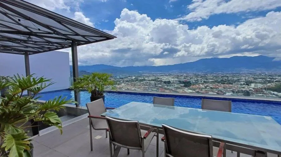 Descubrí tu nuevo hogar en Torre Ifreses, Curridabat!  - Alquiler / Renta en Curridabat