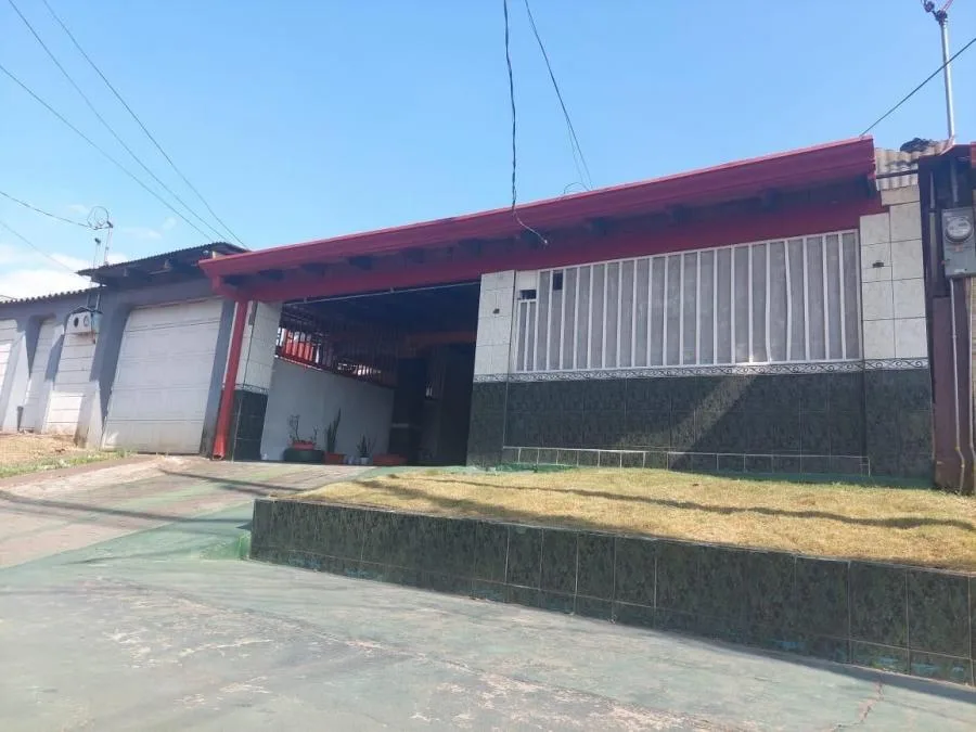VENTA DE CASA EN DESAMPARADOS DE ALAJUELA CL22-1749 - Venta en Desamparados