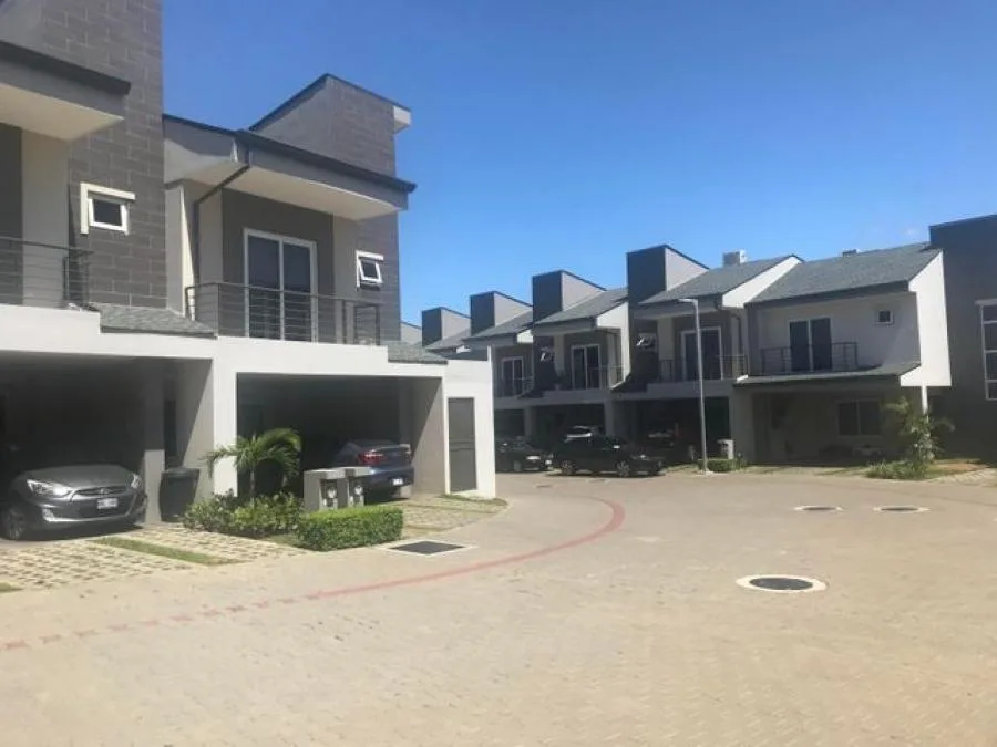 Venta de Casa en Escazú, San José. - Venta en Escazú