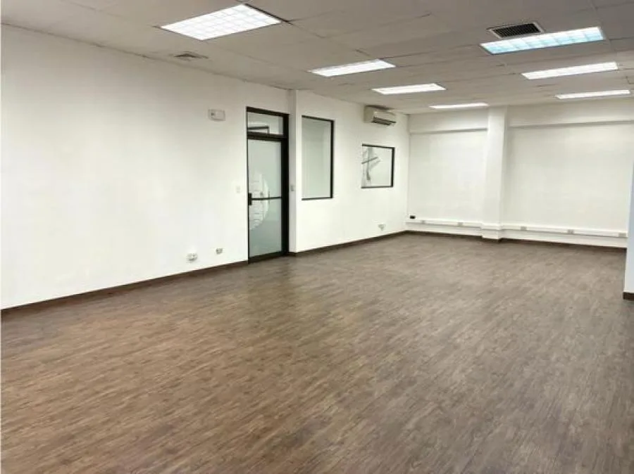 Local en Alquiler en San Jose, Sabana Sur-CODIGOO: PJG5918461 - Alquiler / Renta en San José — photo 4