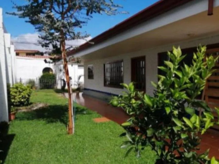 Hermosa Casa Colonial En Venta En Santo Domingo Heredia; Idi: 134053 - Venta en San Miguel