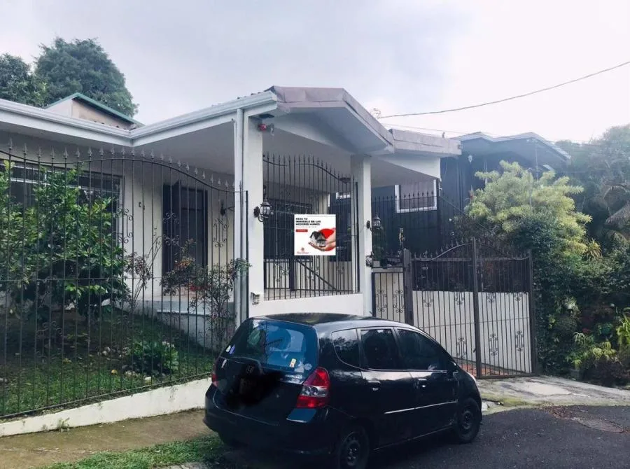 CASA EN VENTA EN RESIDENCIAL SOL DEL ESTE, SAN RAFAEL DE MONTES DE OCA RAH 24436  - Venta en Montes de Oca