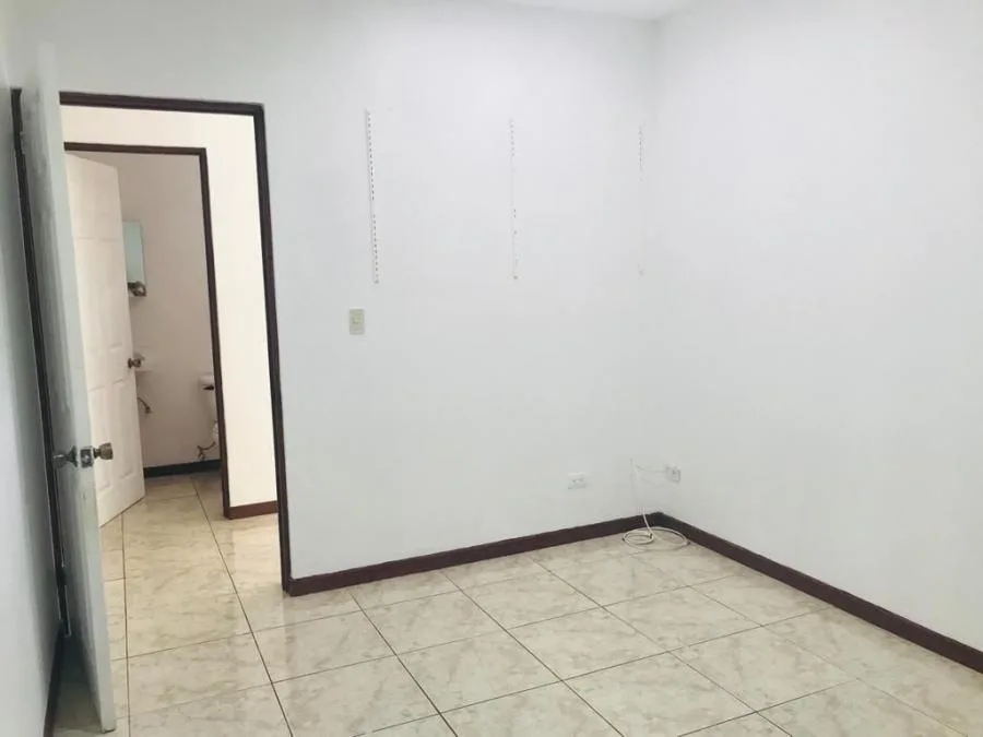 CASA EN VENTA EN RESIDENCIAL SOL DEL ESTE, SAN RAFAEL DE MONTES DE OCA RAH 24436  - Venta en Montes de Oca — photo 4