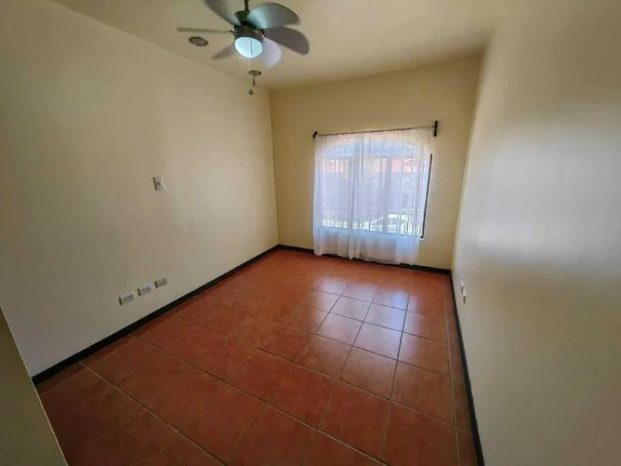 Apartamento en Venta en Rohrmoser, San José. RAH 23-2713 - Venta en San José — photo 2