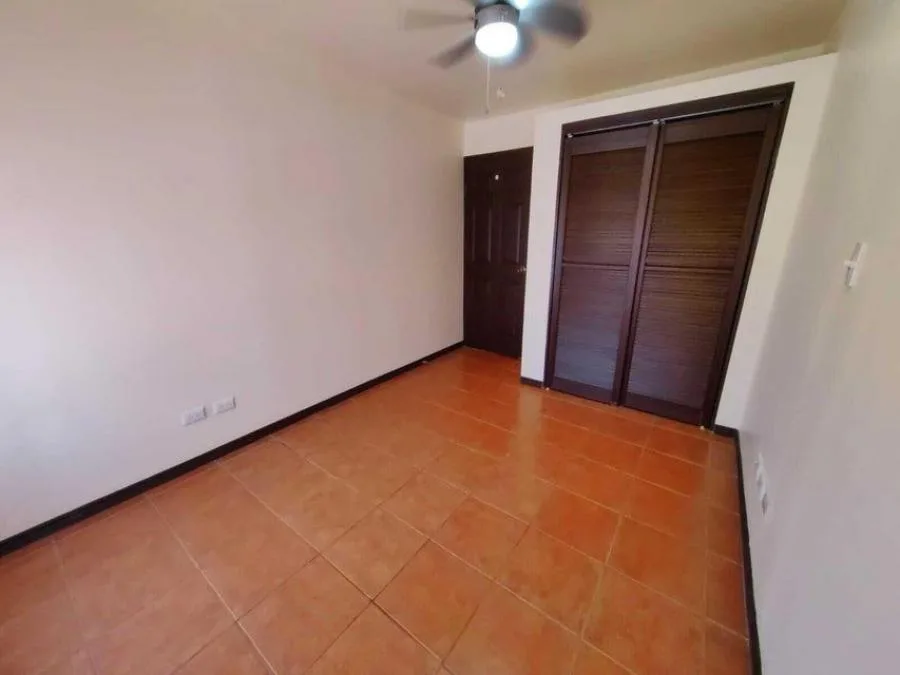 Apartamento en Venta en Rohrmoser, San José. RAH 23-2713 - Venta en San José — photo 3