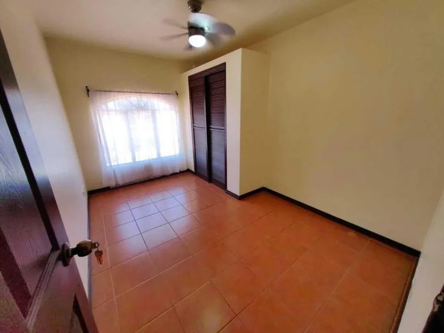 Apartamento en Venta en Rohrmoser, San José. RAH 23-2713 - Venta en San José — photo 4