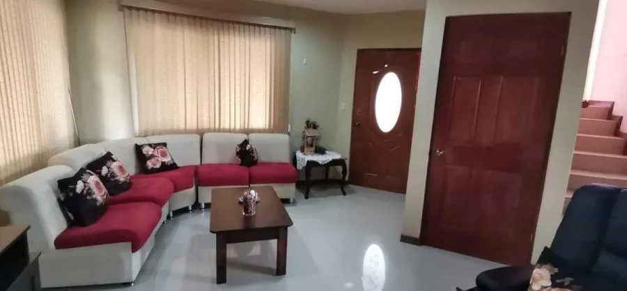 DOS CASAS EN VENTA EN EL CARMEN DE GUADALUPE RAH 23117 - Venta en Goicoechea — photo 2