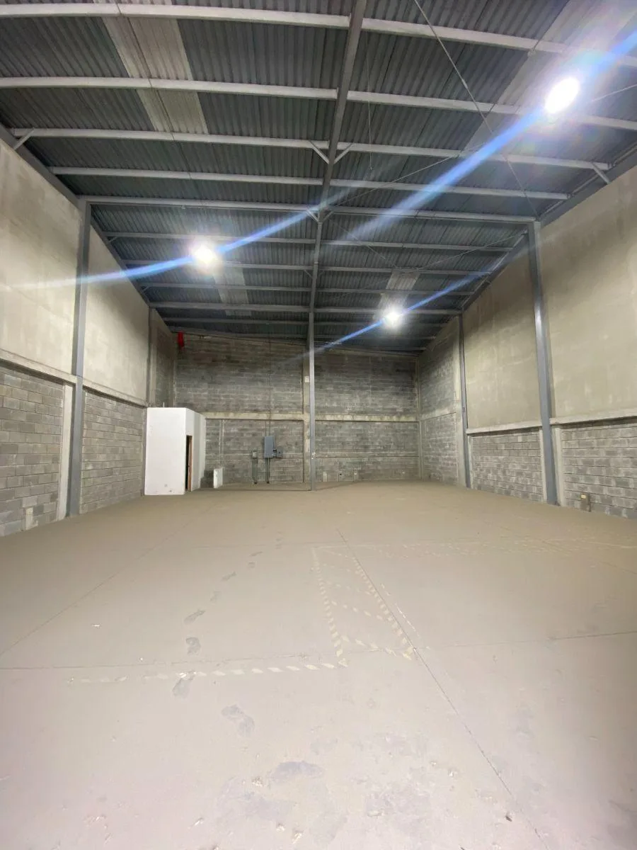 BODEGA EN LA URUCA EN ALQUILER  - Alquiler / Renta en Uruca