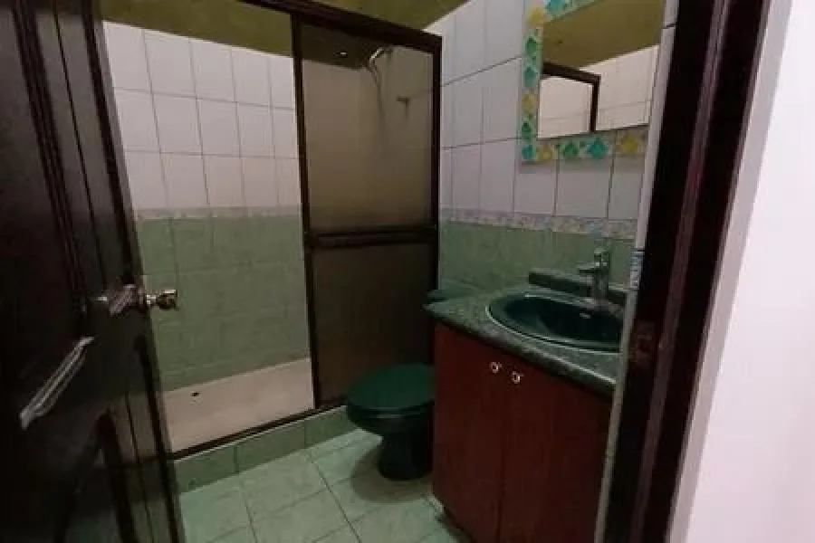Venta de casa de dos plantas en San Francisco de Heredia #TT8929 - Venta en San Francisco — photo 2