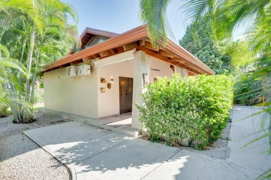CASA EN VENTA EN SANTA CRUZ, cod: CTL 24-1861 - Venta en Santa Cruz