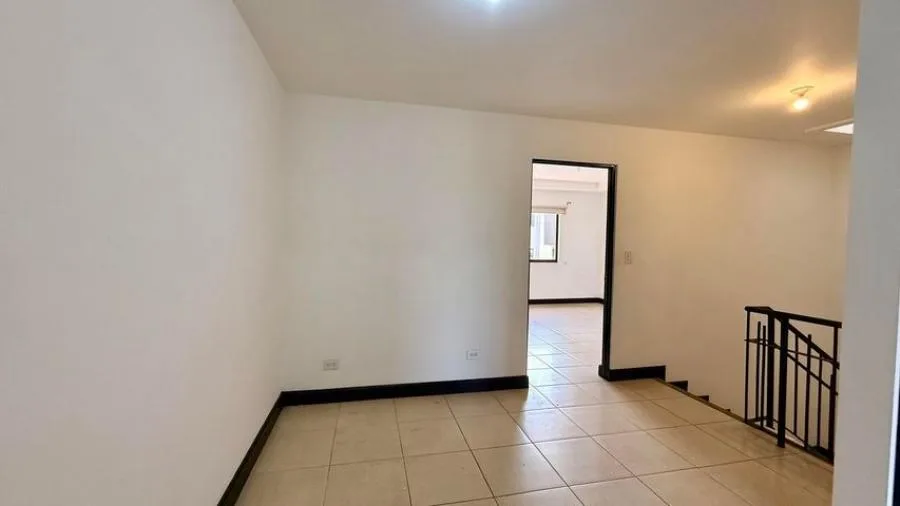 Casa en venta en La Trinidad de Moravia MLS 26-1293  - Venta en Moravia — photo 4